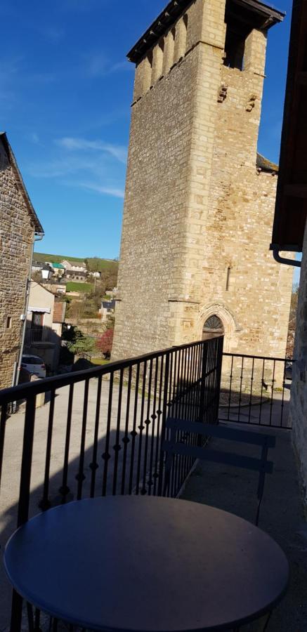 Le Gite De La Vieille Eglise De Coussergues Exterior foto